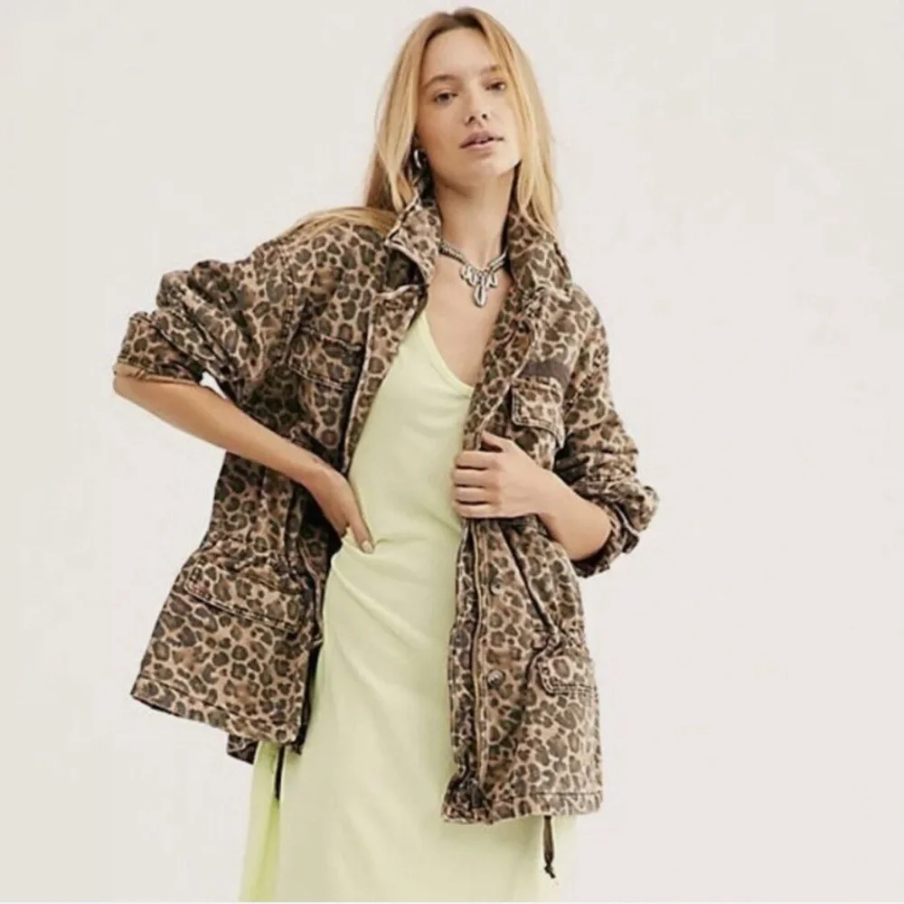 FREE PEOPLE LEOPARD JACKET - Picture 5 of 6